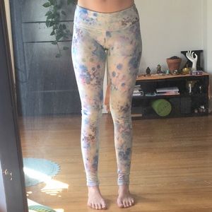 Alo Yoga Airbrush leggings
